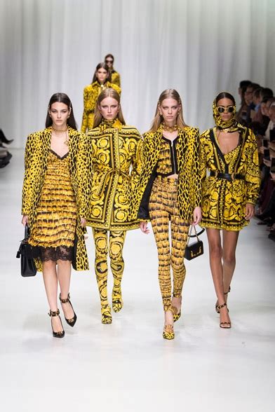 collezione versace 2018|versace clothing.